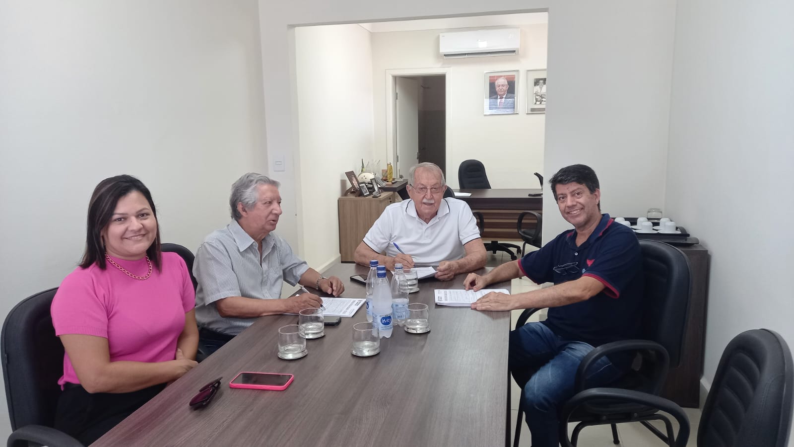 Foto assinatura 2023-2024